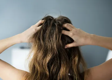 Comment choisir un shampoing adapté à votre type de cuir chevelu ?